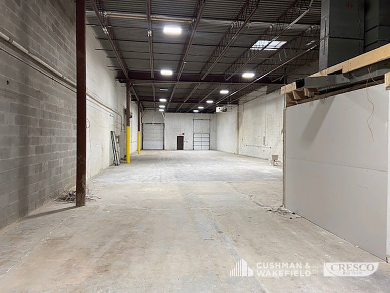 More Photos Of 4650 W 160th St, Cleveland Industrial For Sale