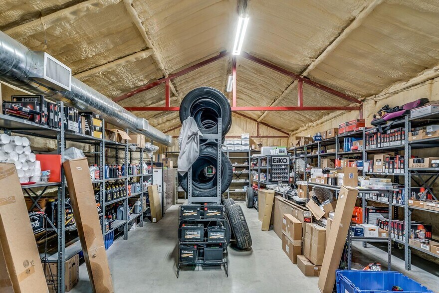 More Photos Of 1456 Main st, Jacksboro Specialty For Sale