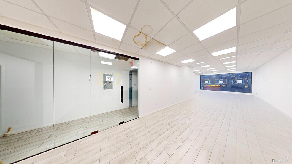 More Photos Of 1716 Avenue M, Brooklyn Storefront Retail Office For Lease