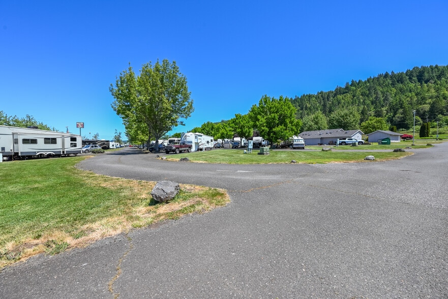 More Photos Of 1120 John Long Rd, Oakland Manufactured Housing Mobile Home Park For Sale