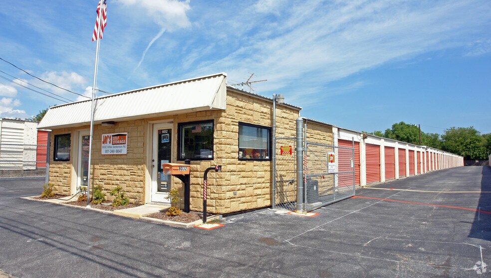 Primary Photo Of 8032 White Settlement Rd, Fort Worth Self Storage For Lease