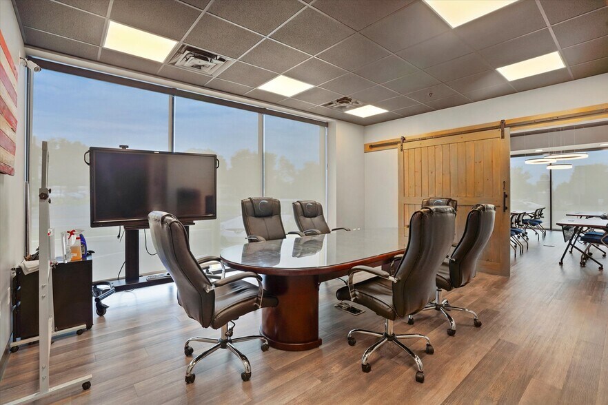 More Photos Of 2395 Lancaster Pike, Reading Coworking Space