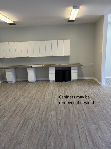 More Photos Of 1531 Rio De Janeiro Ave, Punta Gorda Storefront Retail Office For Lease