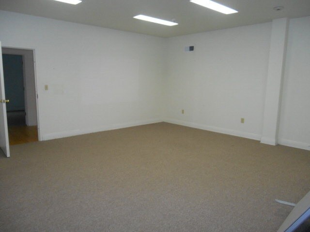 More Photos Of 328 Neville St, Beckley Office For Lease