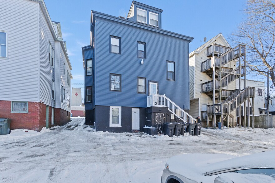 More Photos Of 779 Congress St, Portland Apartments For Sale