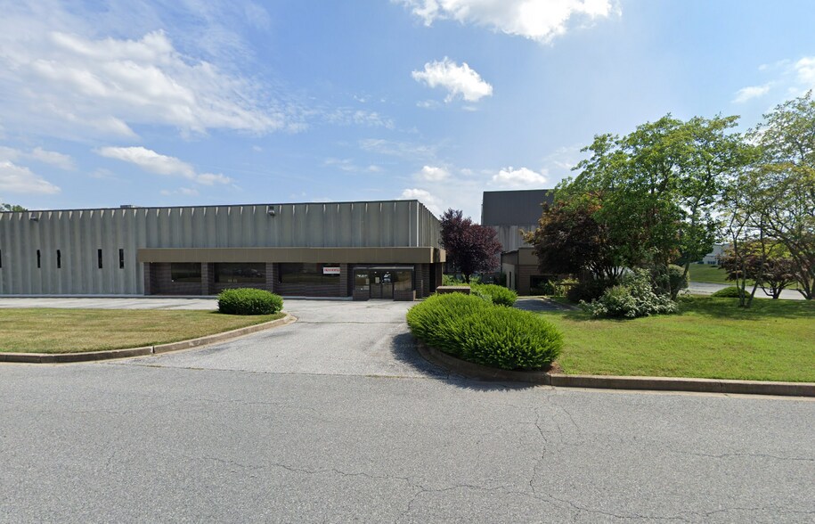 Primary Photo Of 151 Airport Dr, Westminster Warehouse For Sale