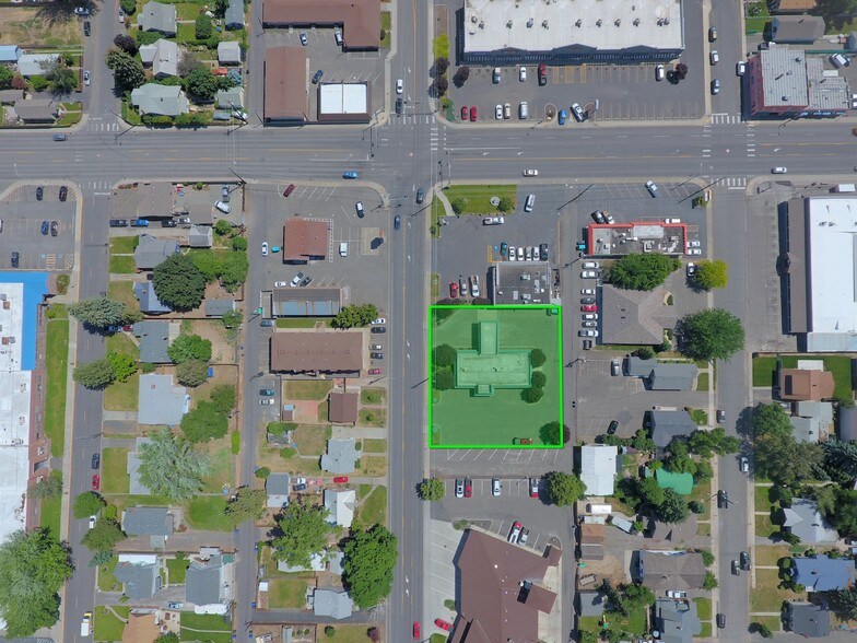 More Photos Of 108 W Fremont Ave, Selah Bank For Sale