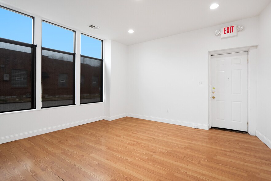 More Photos Of 6830 Gravois Ave, Saint Louis Storefront Retail Office For Lease