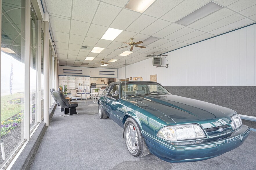 More Photos Of 100 White Horse Pike, Oaklyn Auto Dealership For Sale