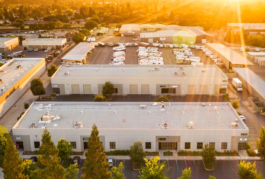 More Photos Of 9820 Dino Dr, Elk Grove Warehouse For Lease
