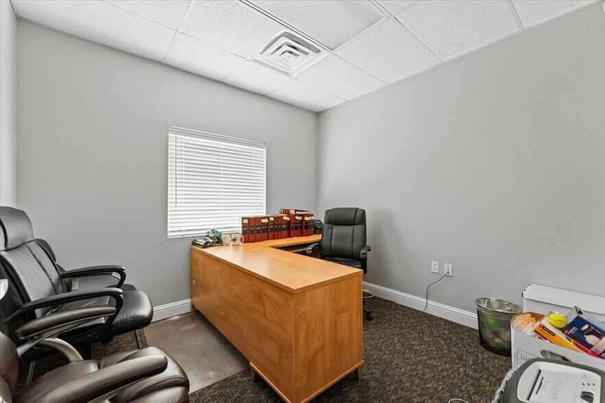More Photos Of 2155 Larkspur Ln, Redding Office For Sale