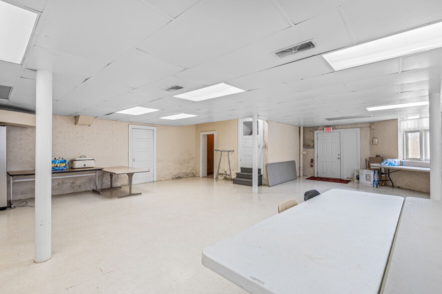More Photos Of 408 W Main St, Park Hills Religious Facility For Sale