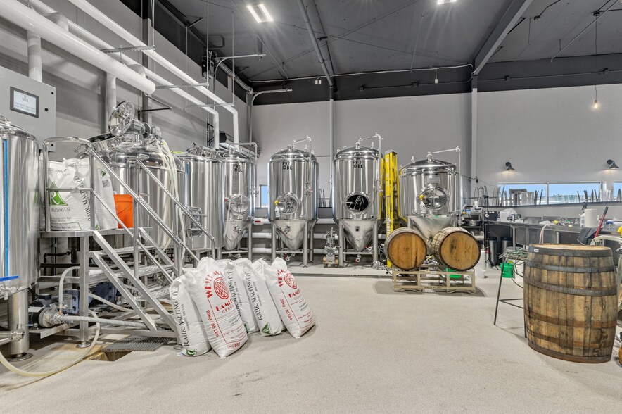 More Photos Of 620 Sundial Dr, Waite Park Freestanding For Lease