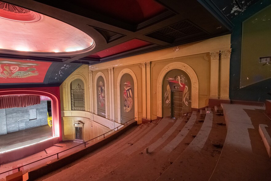 More Photos Of 401-411 N Main St, Pueblo Movie Theatre For Sale