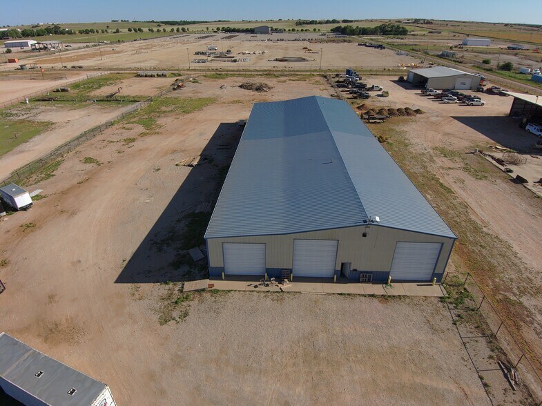More Photos Of 2211 E Flynn St, Alva Industrial For Sale