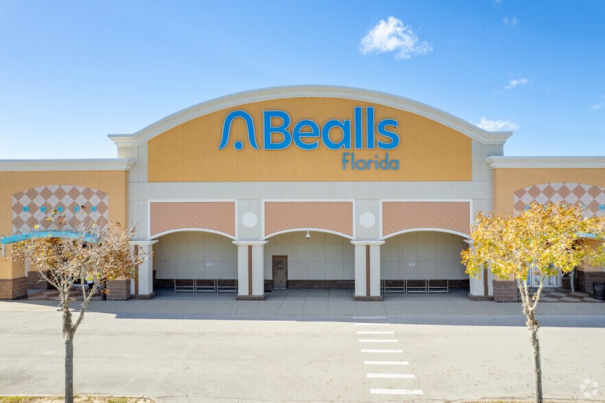 More Photos Of 9598 SW 114th St, Ocala General Retail For Sale