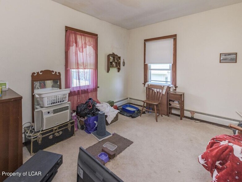 More Photos Of 310 E Main St, Nanticoke Apartments For Sale