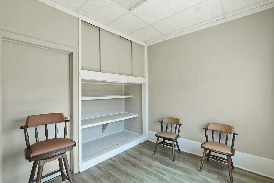 More Photos Of 1032 Columbus St, Harrisburg Office For Sale