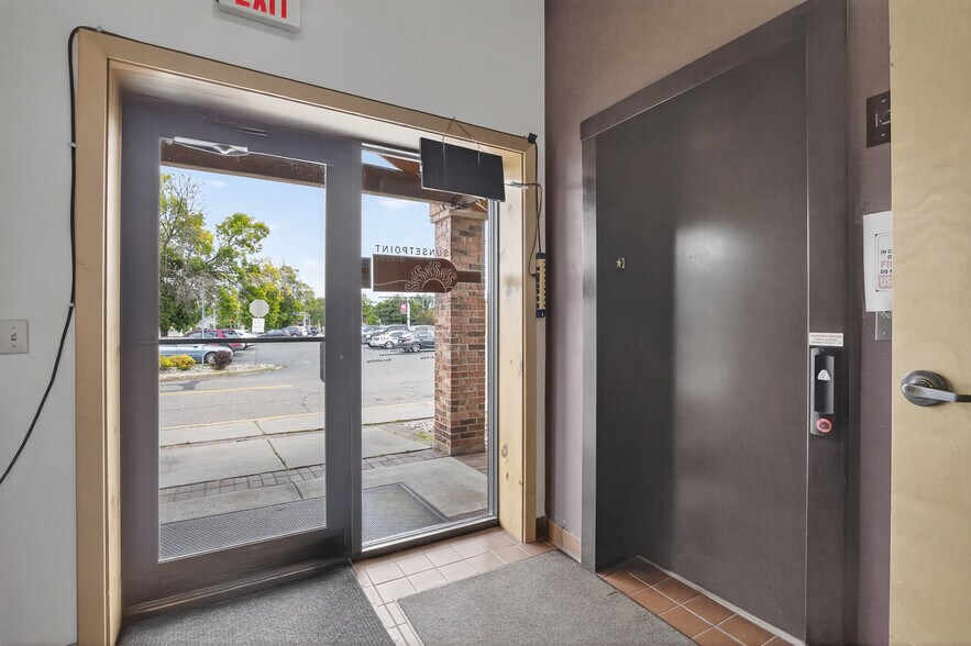 More Photos Of 1201 Water St, Stevens Point Storefront Retail Office For Sale