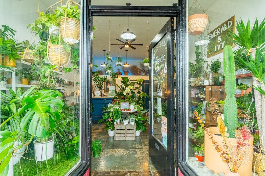 More Photos Of 2361-2367 30th St, San Diego Storefront Retail Residential For Sale