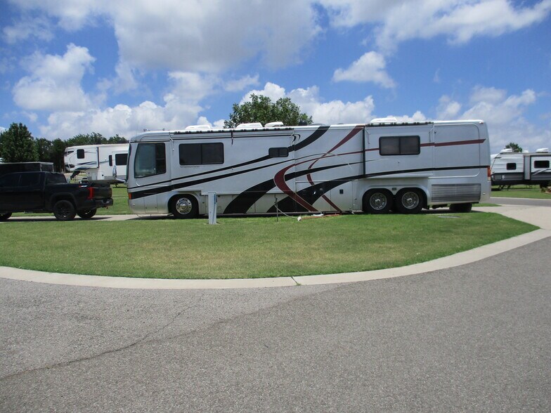 More Photos Of 1038 Airport Rd, Weatherford Manufactured Housing Mobile Home Park For Sale