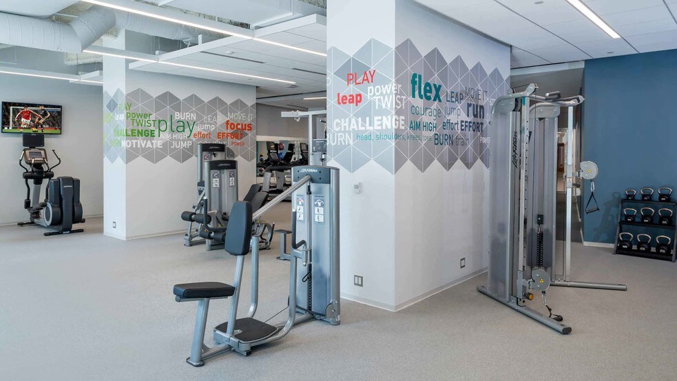 More Photos Of 601 New Jersey Ave NW, Washington Office For Lease