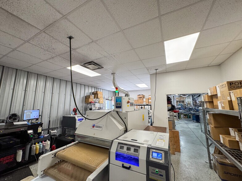 More Photos Of 540 N Goldenrod Rd, Orlando Industrial For Sale