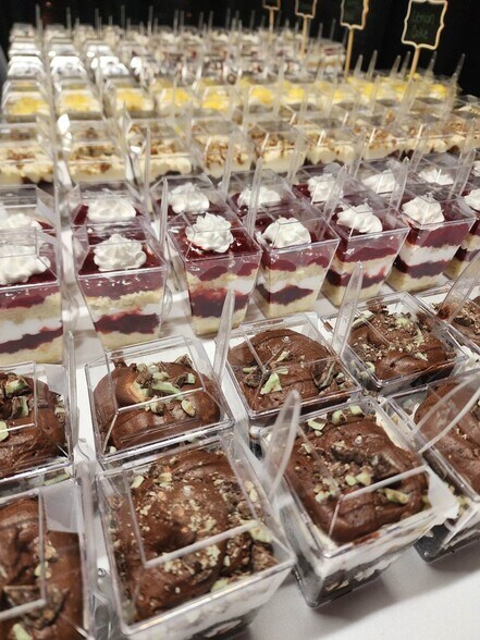 More Photos Of 210 Jan Howard Expy, West Plains Restaurant For Sale