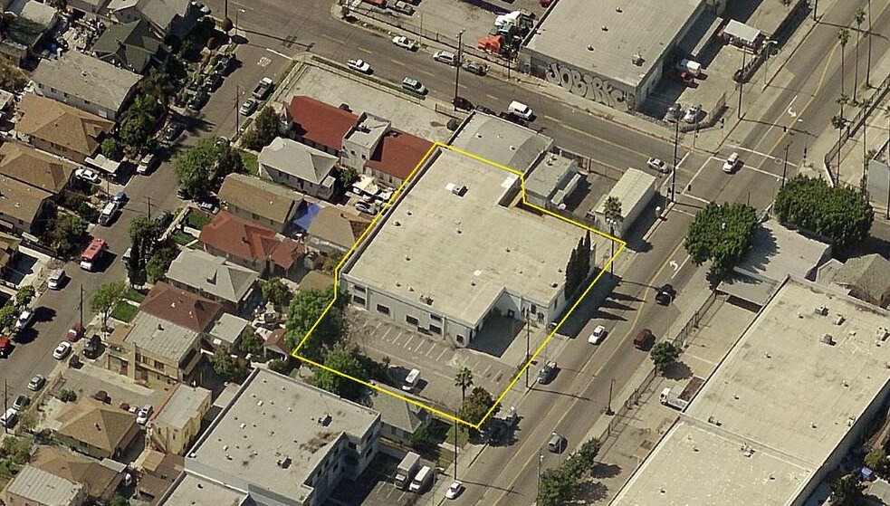 More Photos Of 516 E Jefferson Blvd, Los Angeles Warehouse For Sale
