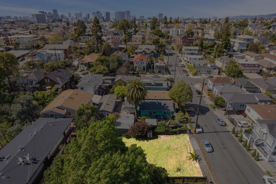 More Photos Of 1127 20th st, Oakland Land For Sale
