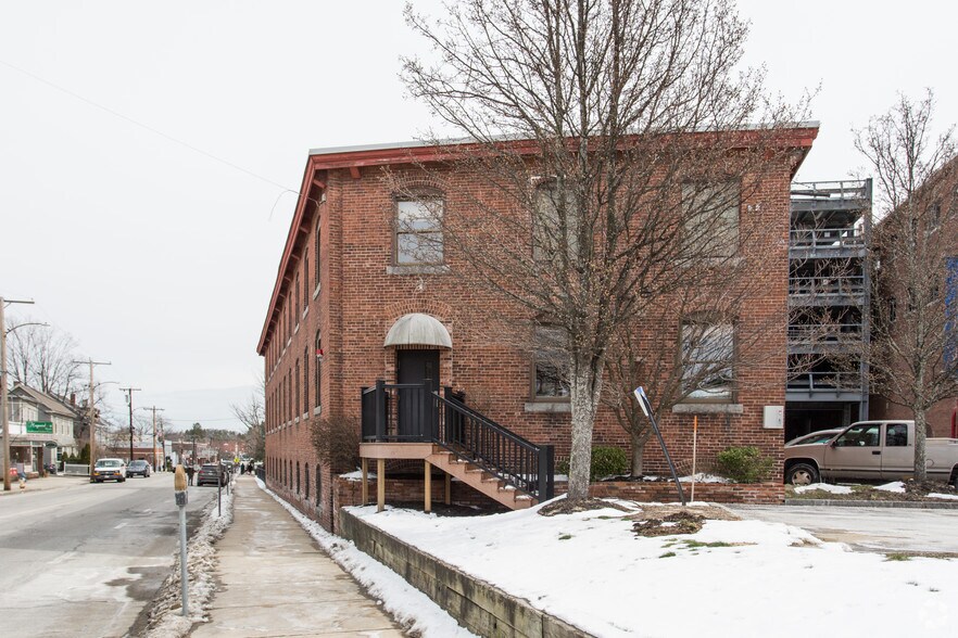 More Photos Of 10 Mill St, Maynard Office For Lease