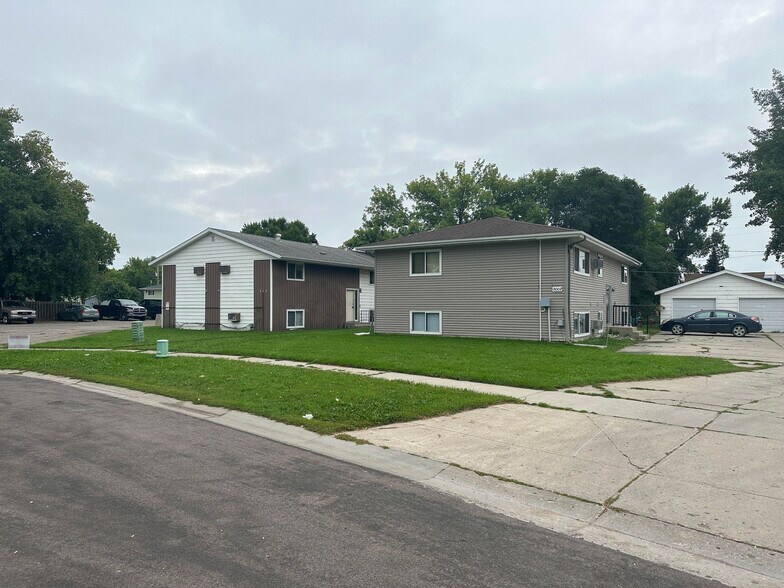 Primary Photo Of 3002-3006 7 1/2 Ave N, Fargo Apartments For Sale