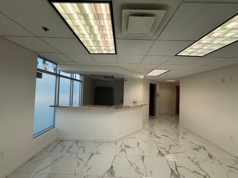 More Photos Of 1932-1936 Huntington Dr, South Pasadena Medical For Lease