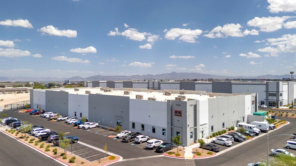 More Photos Of 5780 Edmond St, Las Vegas Warehouse For Sale