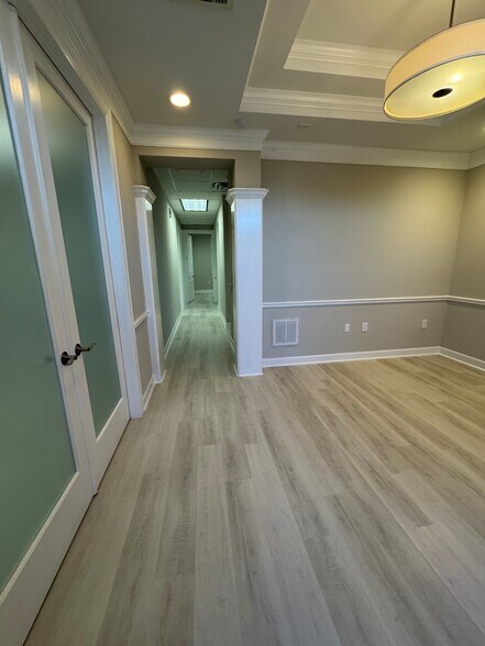 More Photos Of 16000 Park Ten Pl, Houston Medical For Lease