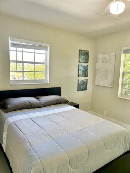 More Photos Of 940 Charles St, West Palm Beach Multifamily For Sale