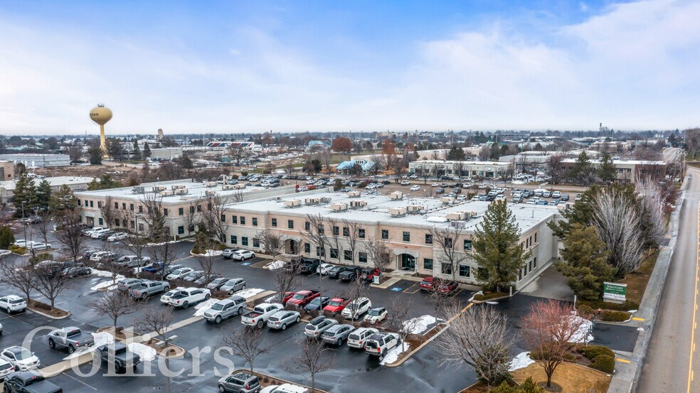 More Photos Of 625 S Stratford Dr, Meridian Office For Lease