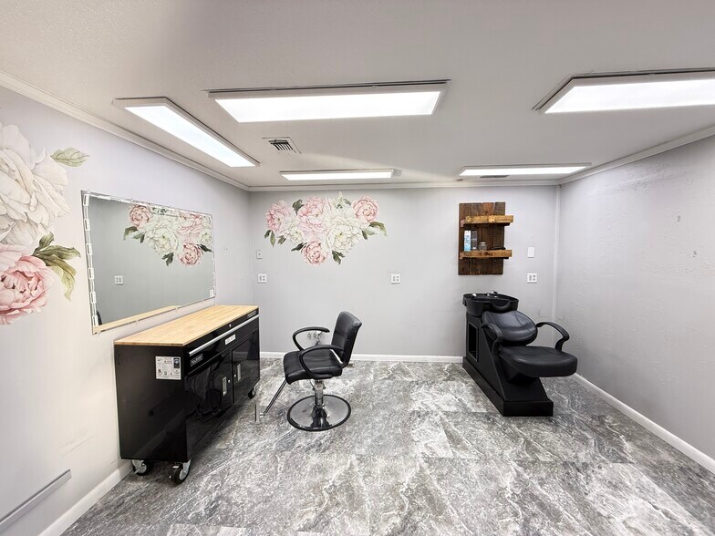 More Photos Of 313 HWY 84 hwy, Cairo Flex For Sale