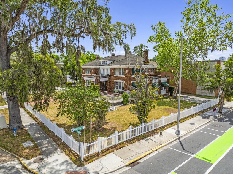 More Photos Of 108 Hillcrest St, Orlando Office For Sale