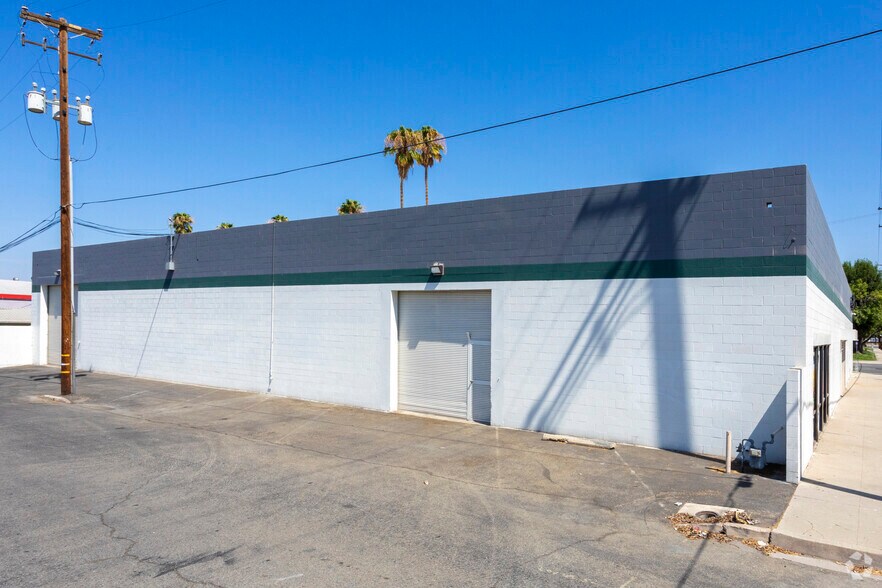 More Photos Of 1701 30th St, Bakersfield Freestanding For Sale