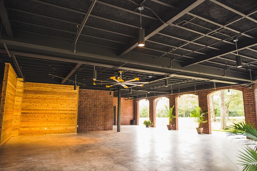 More Photos Of 24902 Franz Rd, Katy Freestanding For Sale