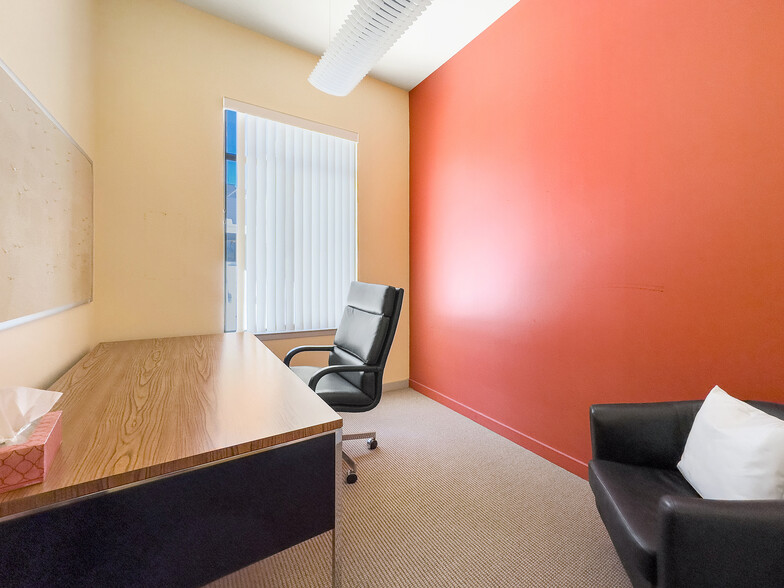 More Photos Of 1717-1719 Powell St, San Francisco Office For Lease