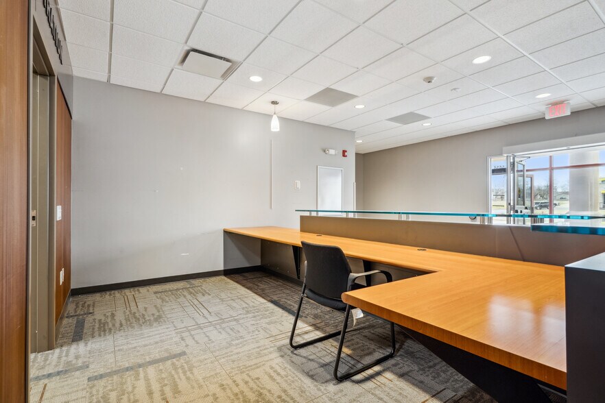 More Photos Of 1414 Main St, Keokuk Office For Lease