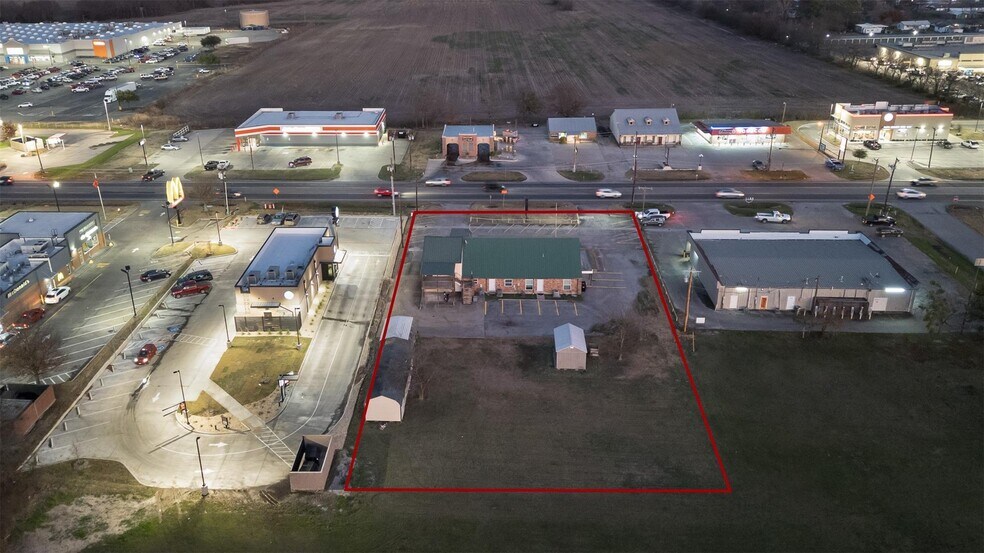 More Photos Of 8866 TX-34, Quinlan Office For Sale