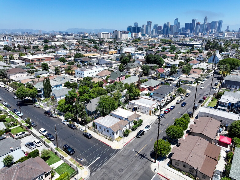 More Photos Of 2705 Trinity St, Los Angeles Apartments For Sale