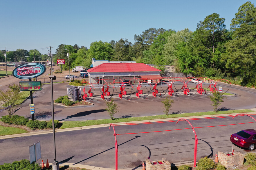 Primary Photo Of 5737 Old Canton Rd, Jackson Carwash For Sale