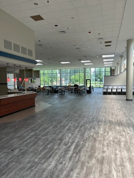 More Photos Of 3100 W 2nd St, Owensboro Healthcare For Sale