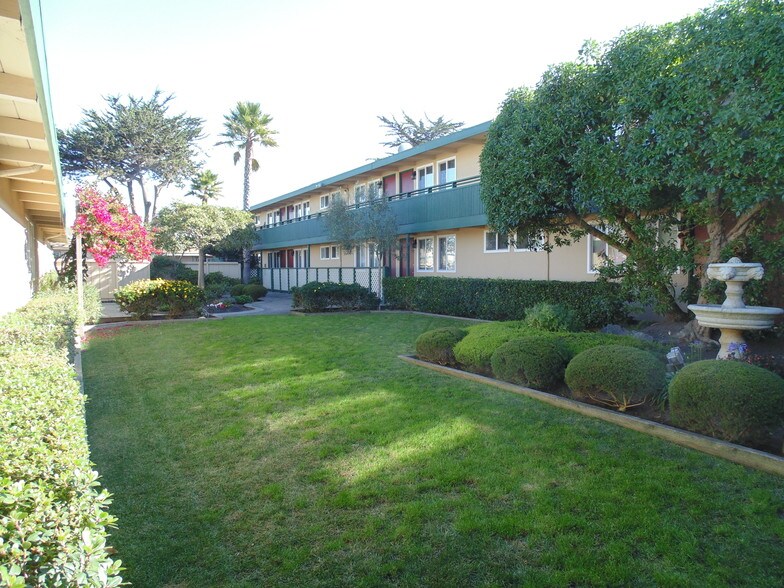 Primary Photo Of 1132-1136 Phoenix Ave, Seaside Apartments For Sale