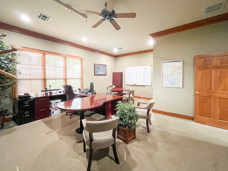 More Photos Of 9543 Fenway Ave, Baton Rouge Office For Sale