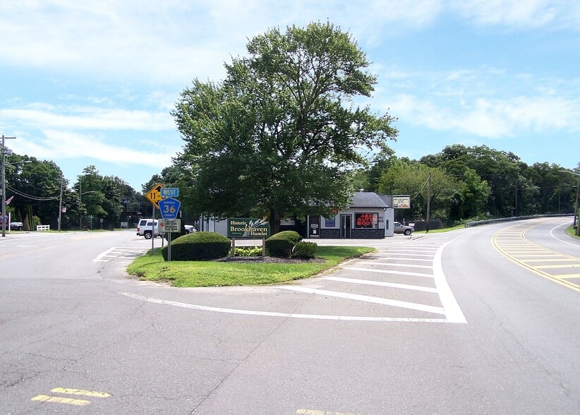 More Photos Of 2448 Montauk Hwy, Brookhaven Auto Repair For Sale
